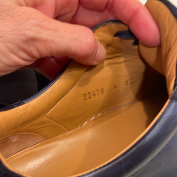 Magnanni Shoes, Black Leather and Suede Sneakers, size 9 - Picture 8 of 9